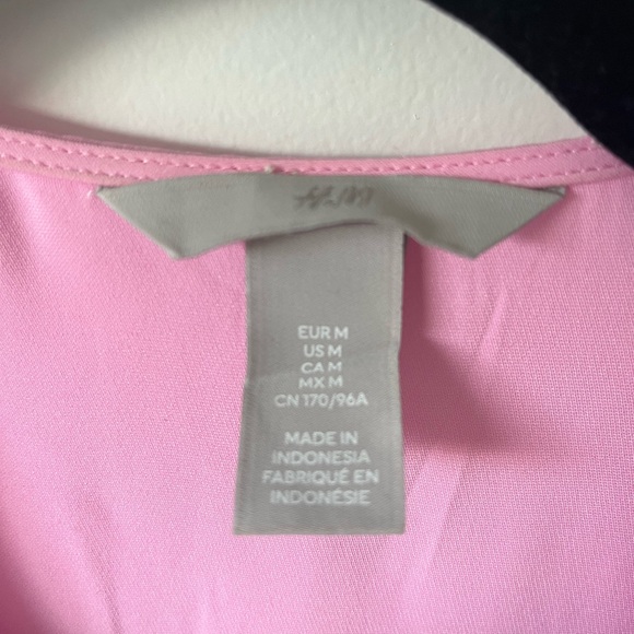 Pink HM wrap dress - Picture 2 of 5